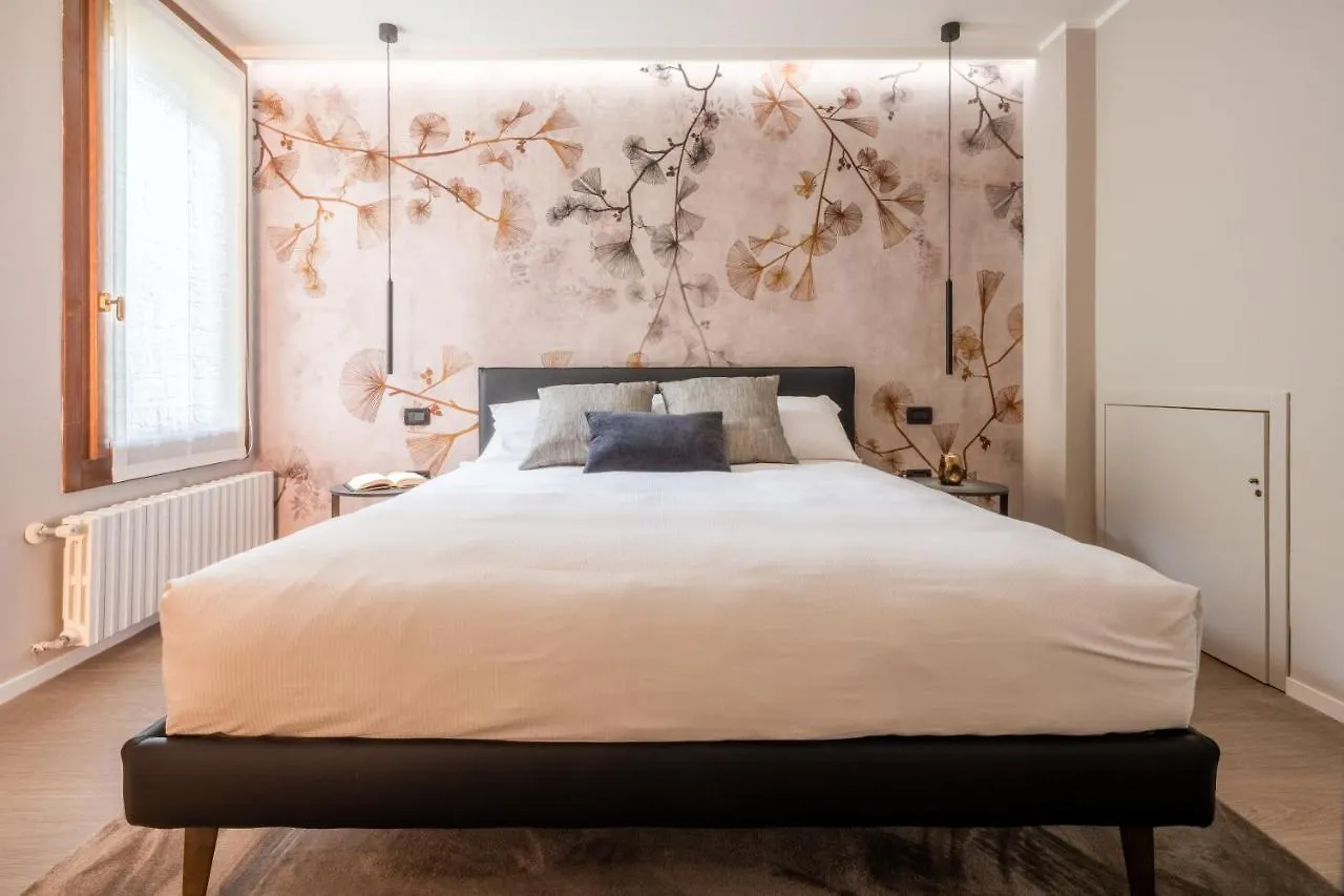Accademia Apartments R&R Venice