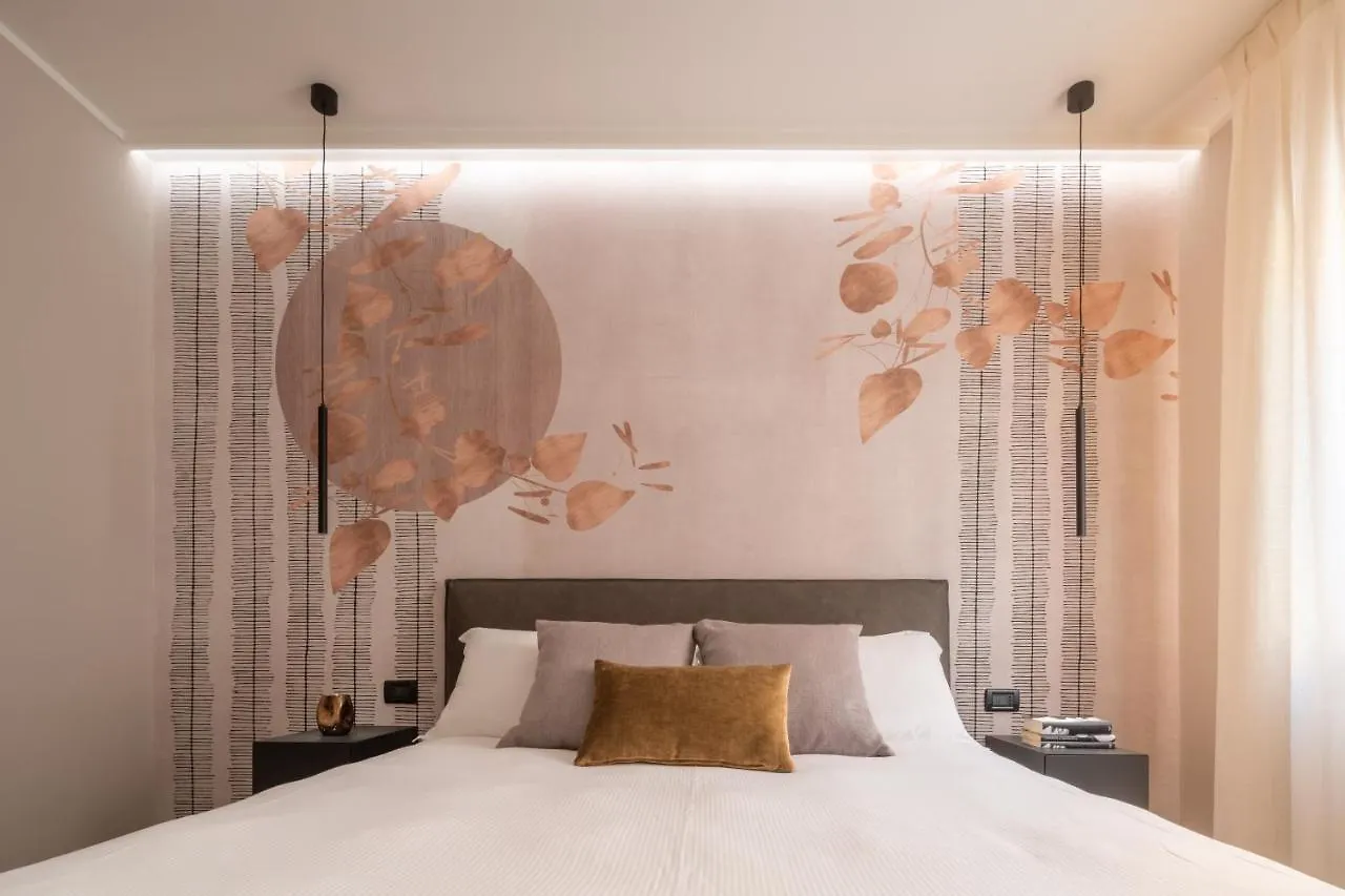 Accademia Apartments R&R Venice 0*,  Italy